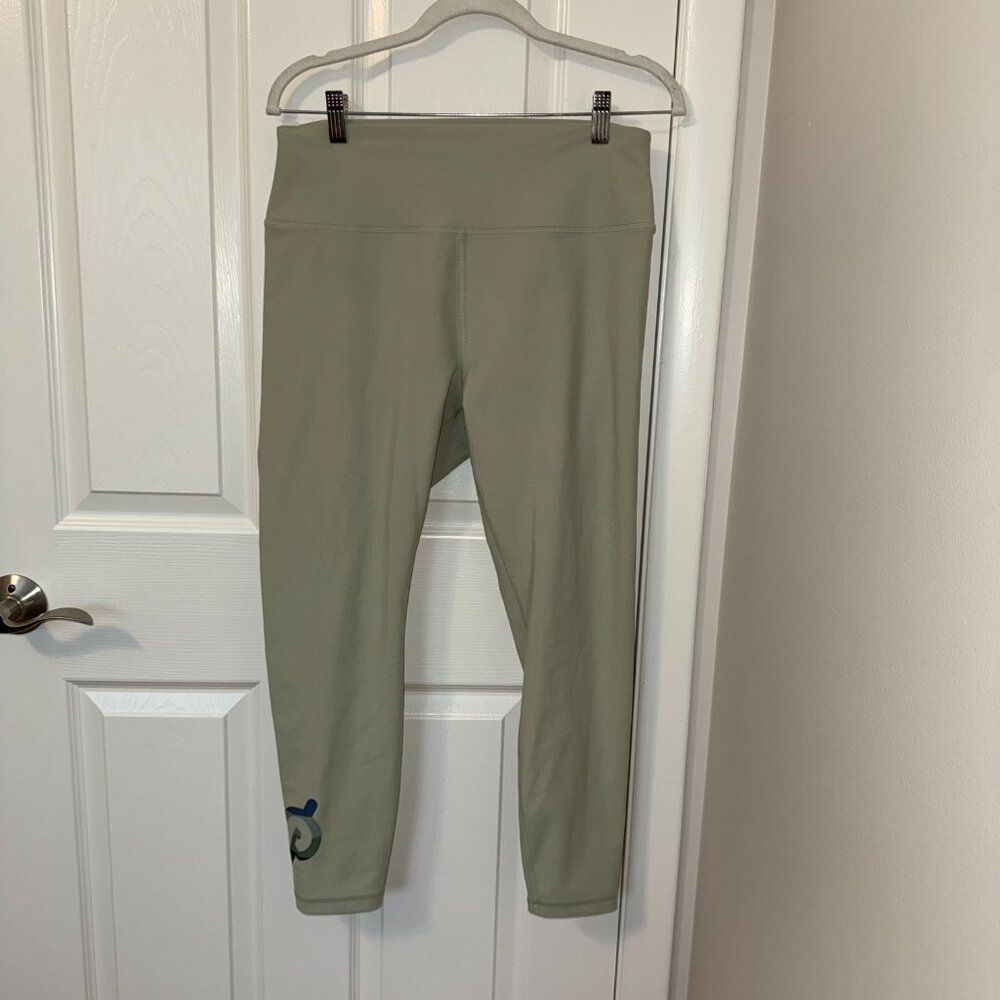 NWOT Peloton Cadent Women's High Rise Leggings‎ Size 1X Sage Green - Picture 3 of 8